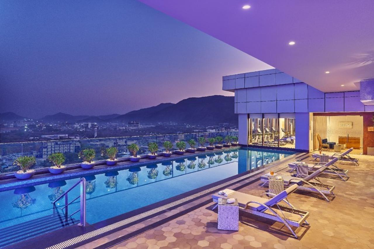 Vivanta Navi Mumbai Turbhe Exterior foto