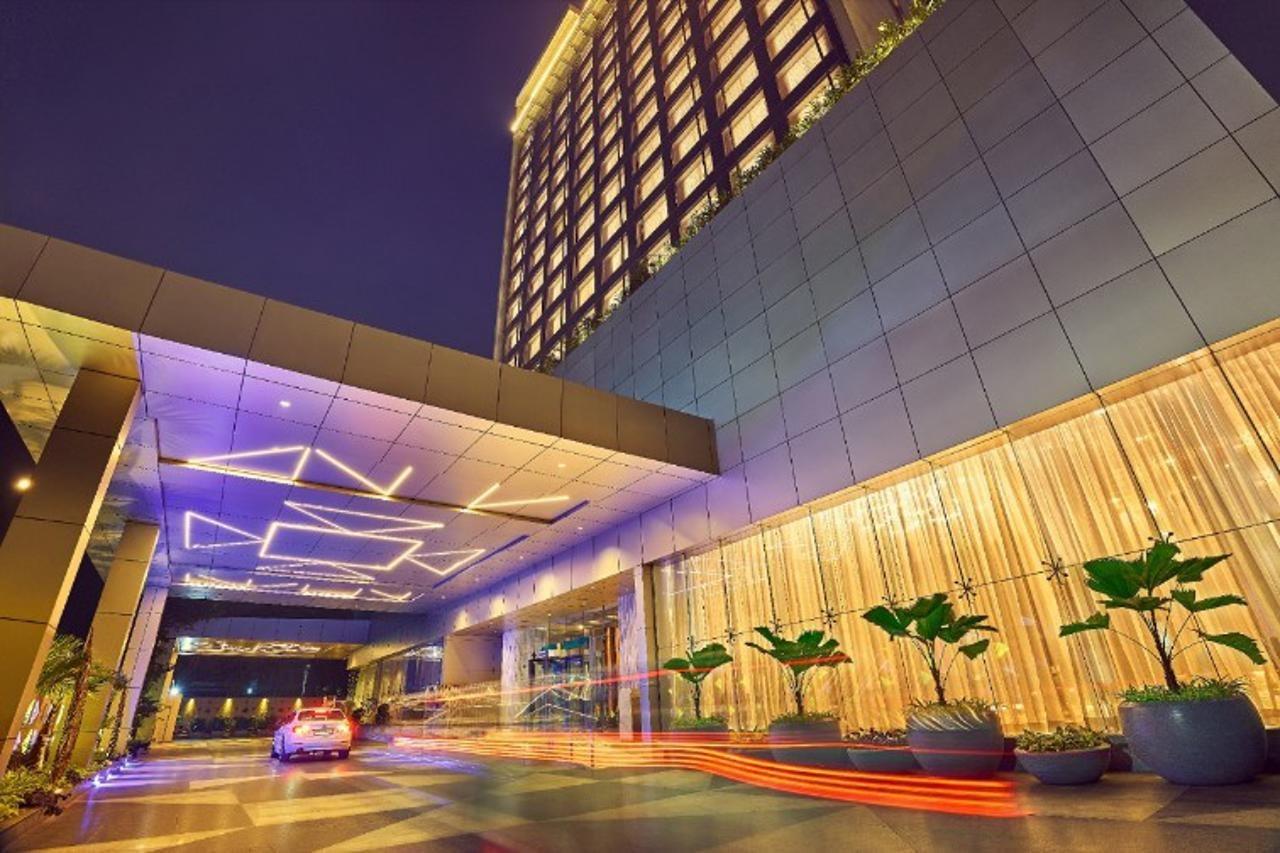Vivanta Navi Mumbai Turbhe Exterior foto