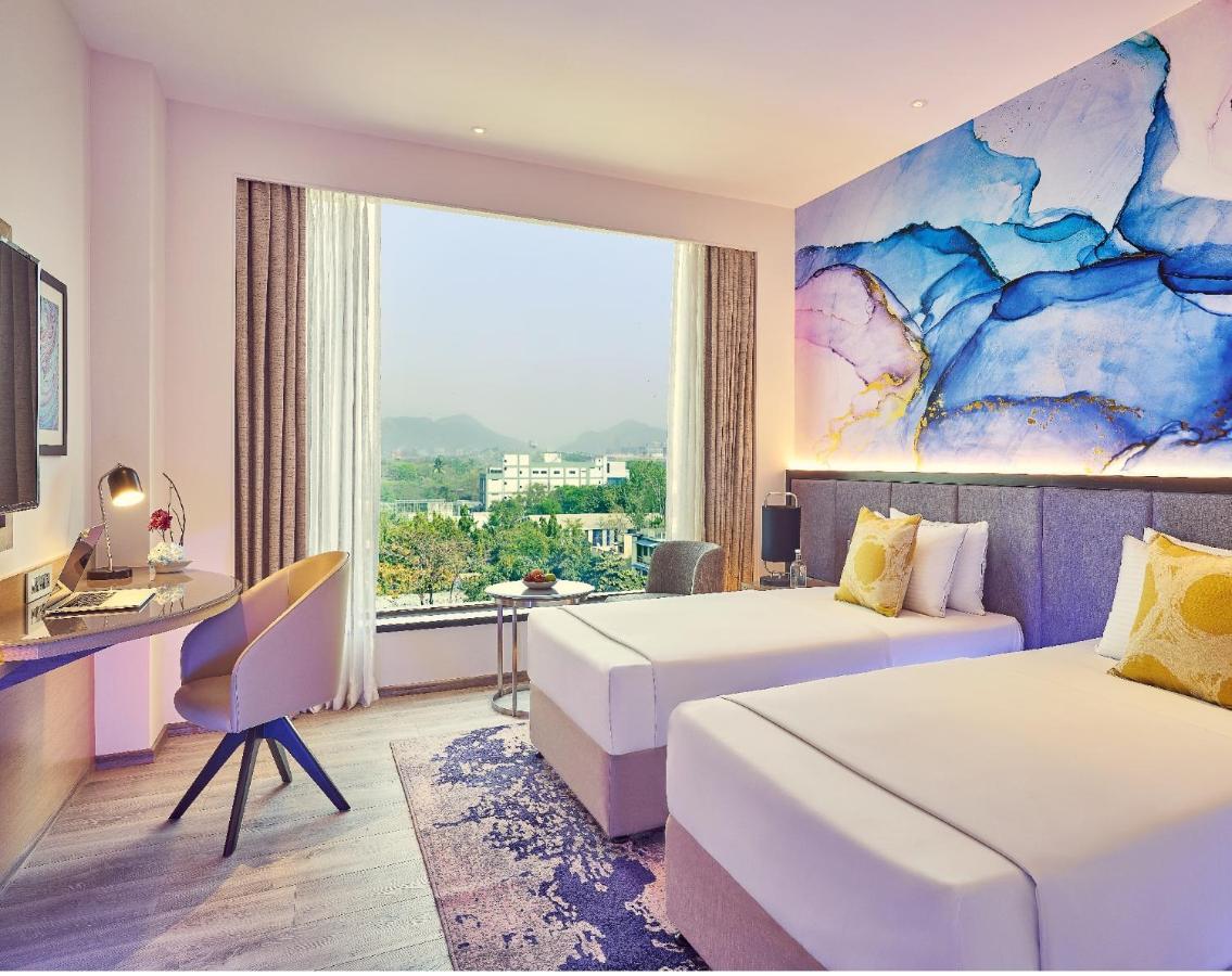 Vivanta Navi Mumbai Turbhe Exterior foto